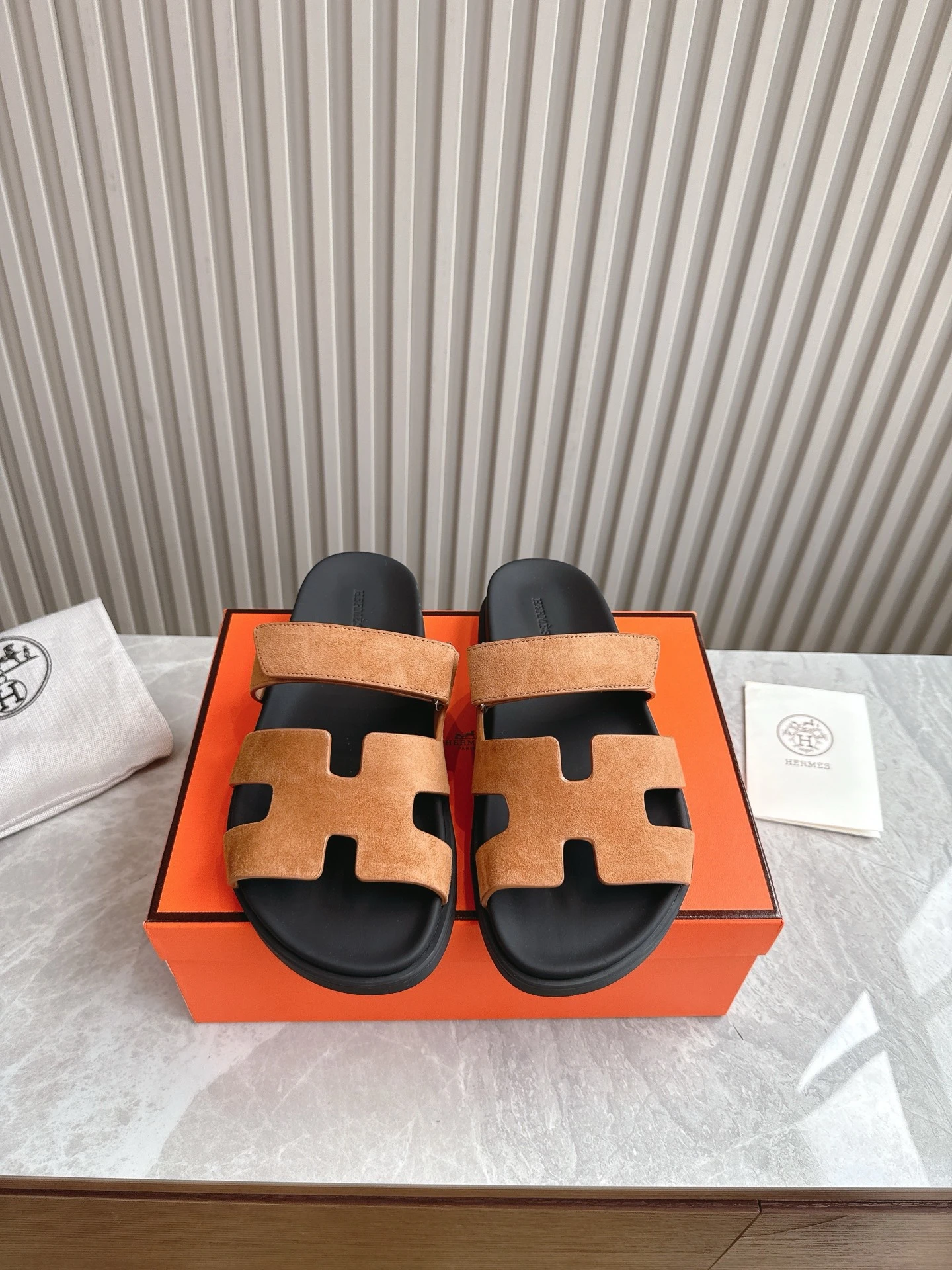 Hermès Slippers — 1469d979