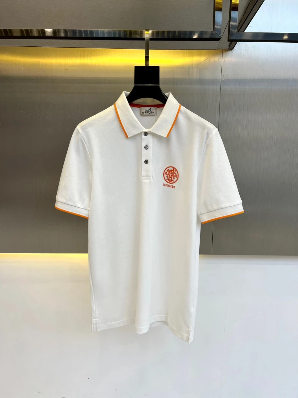 Hermès T-Shirt — 0b66fc77