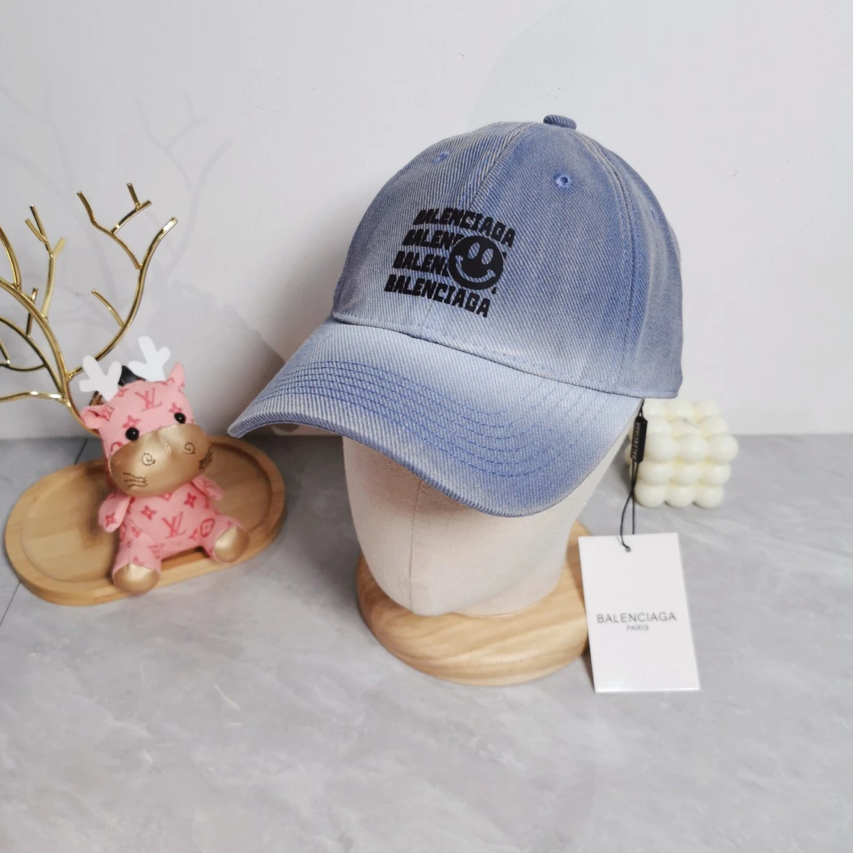 Balenciaga Hat — 1e6fa192