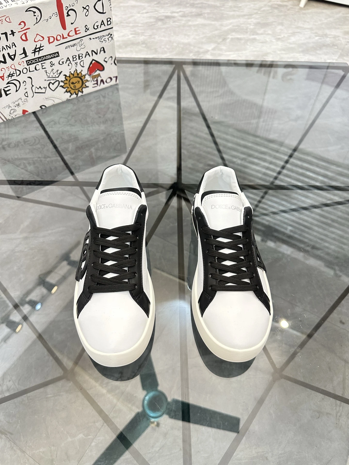 Dolce & Gabbana Shoes — fe10f07a
