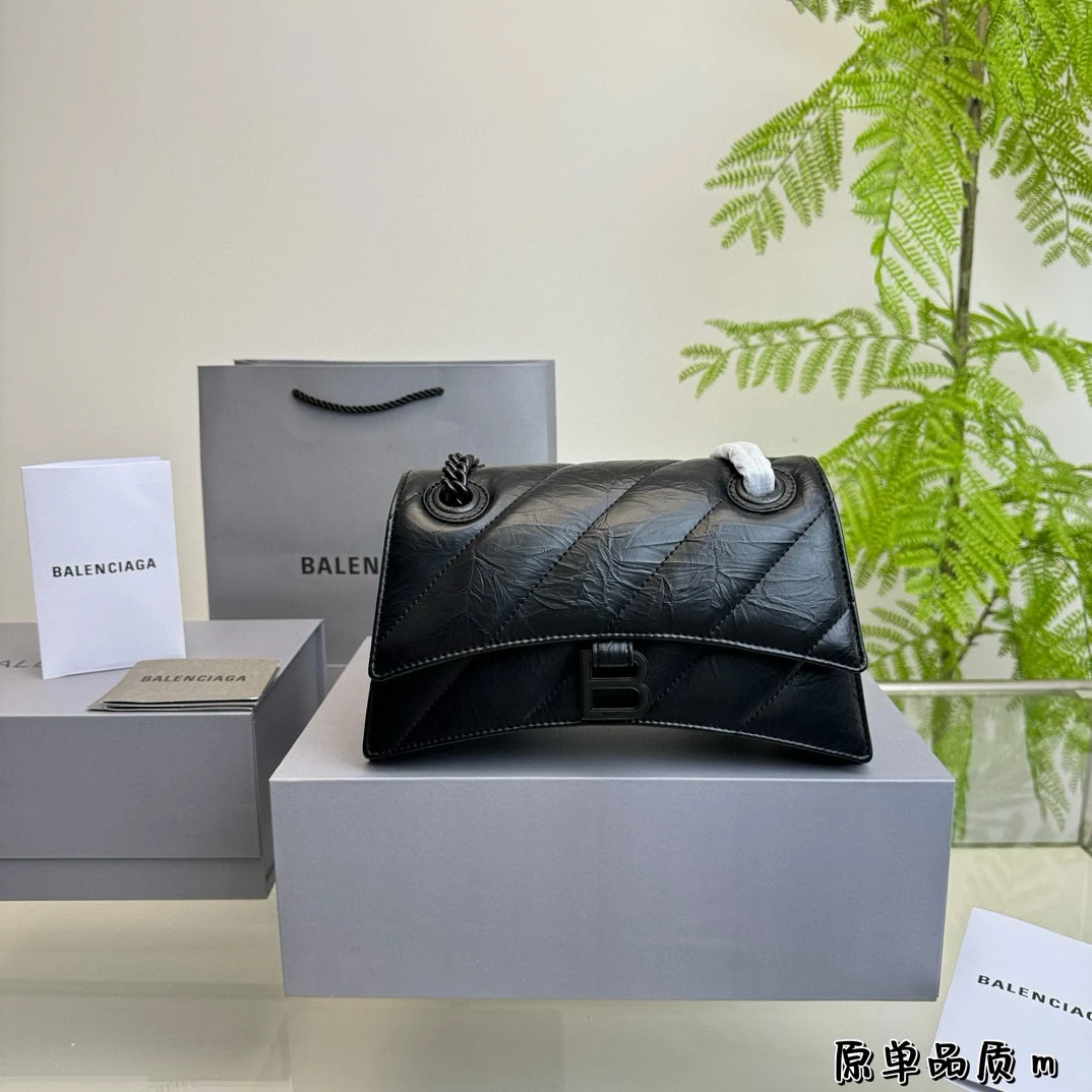 Balenciaga Bag — 18557bc8