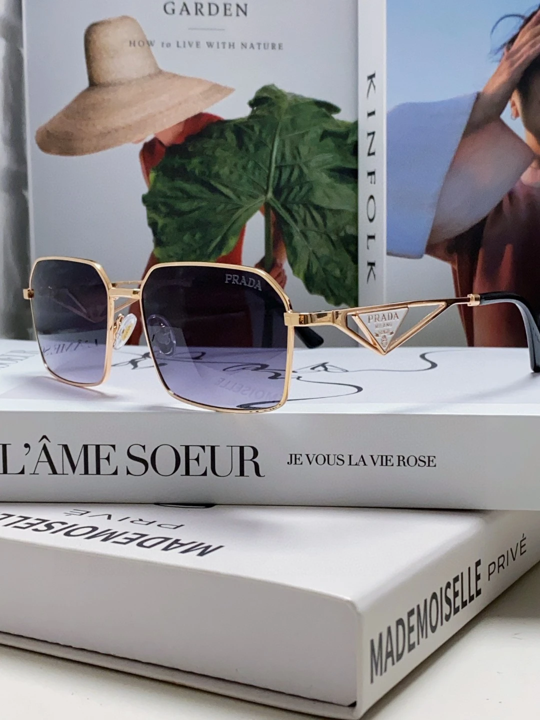 Prada Eyewear — c2eea012