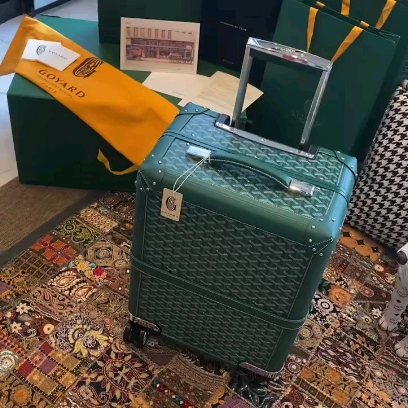 Goyard Luggage — c80abbe7