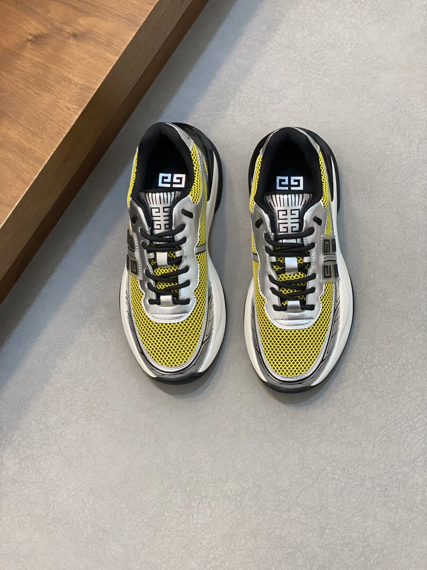 Givenchy Sneakers — db880180