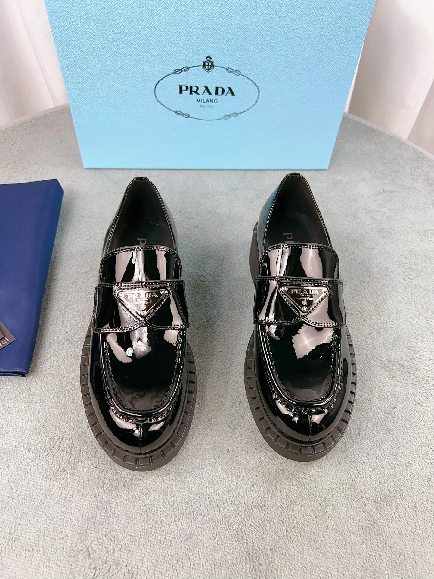 Prada Loafers — a4081468
