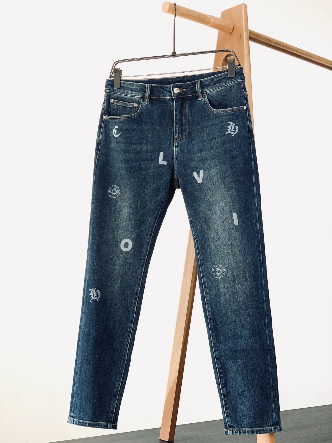 Chrome Hearts Jeans — 38ba9b7a