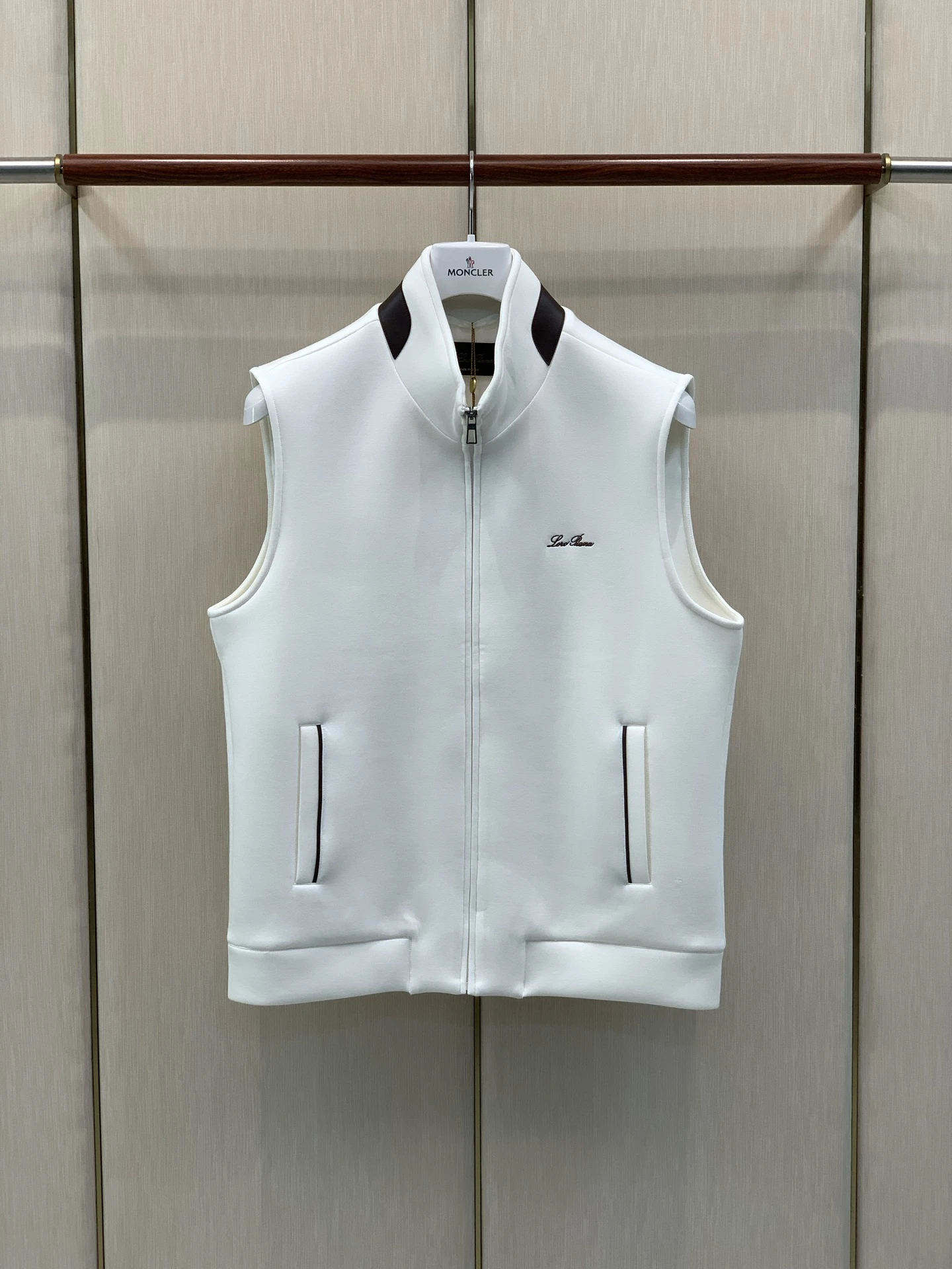 Loro Piana Clothing — 4c6d5eb6