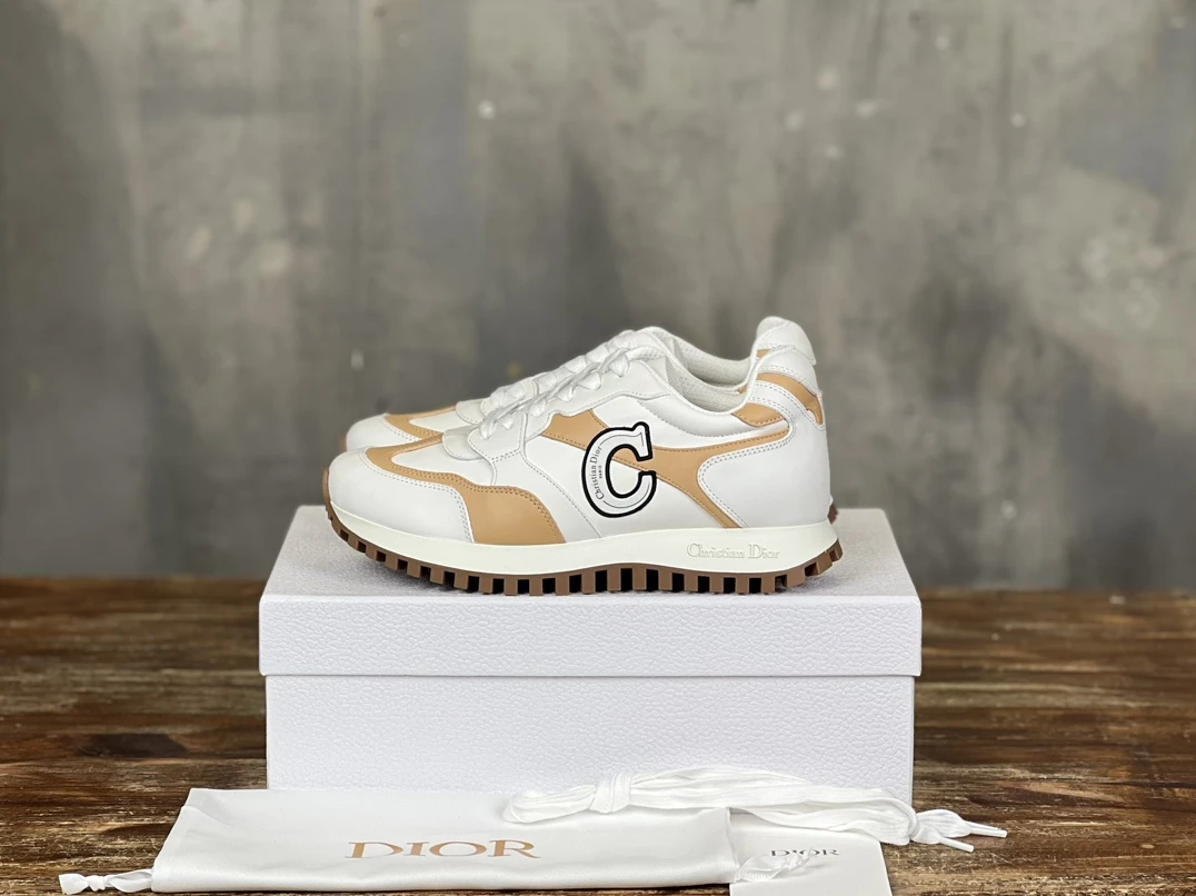Dior Sneakers — 1ecd35c0