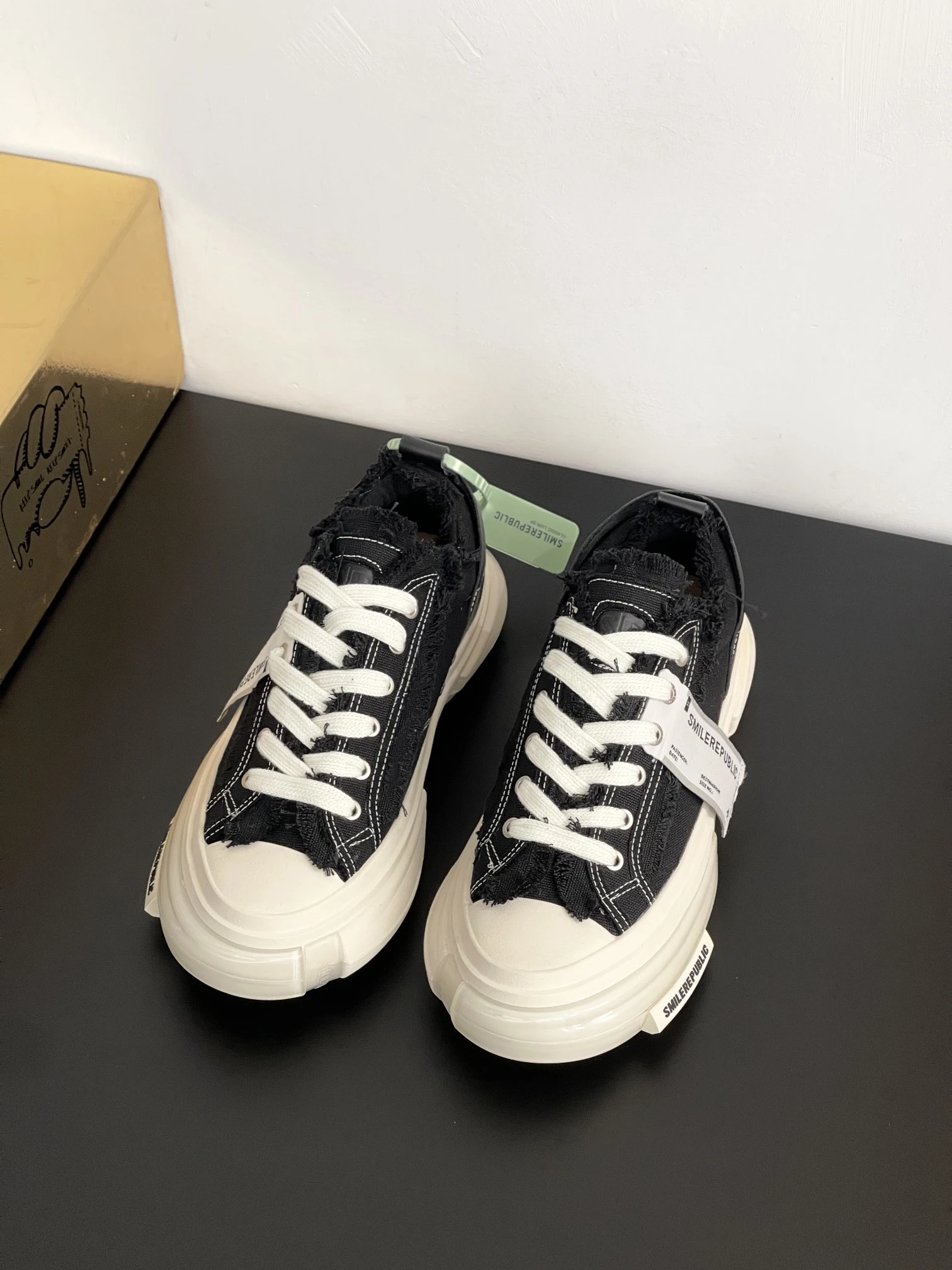 XVESSEL Sneakers — 04f69f50