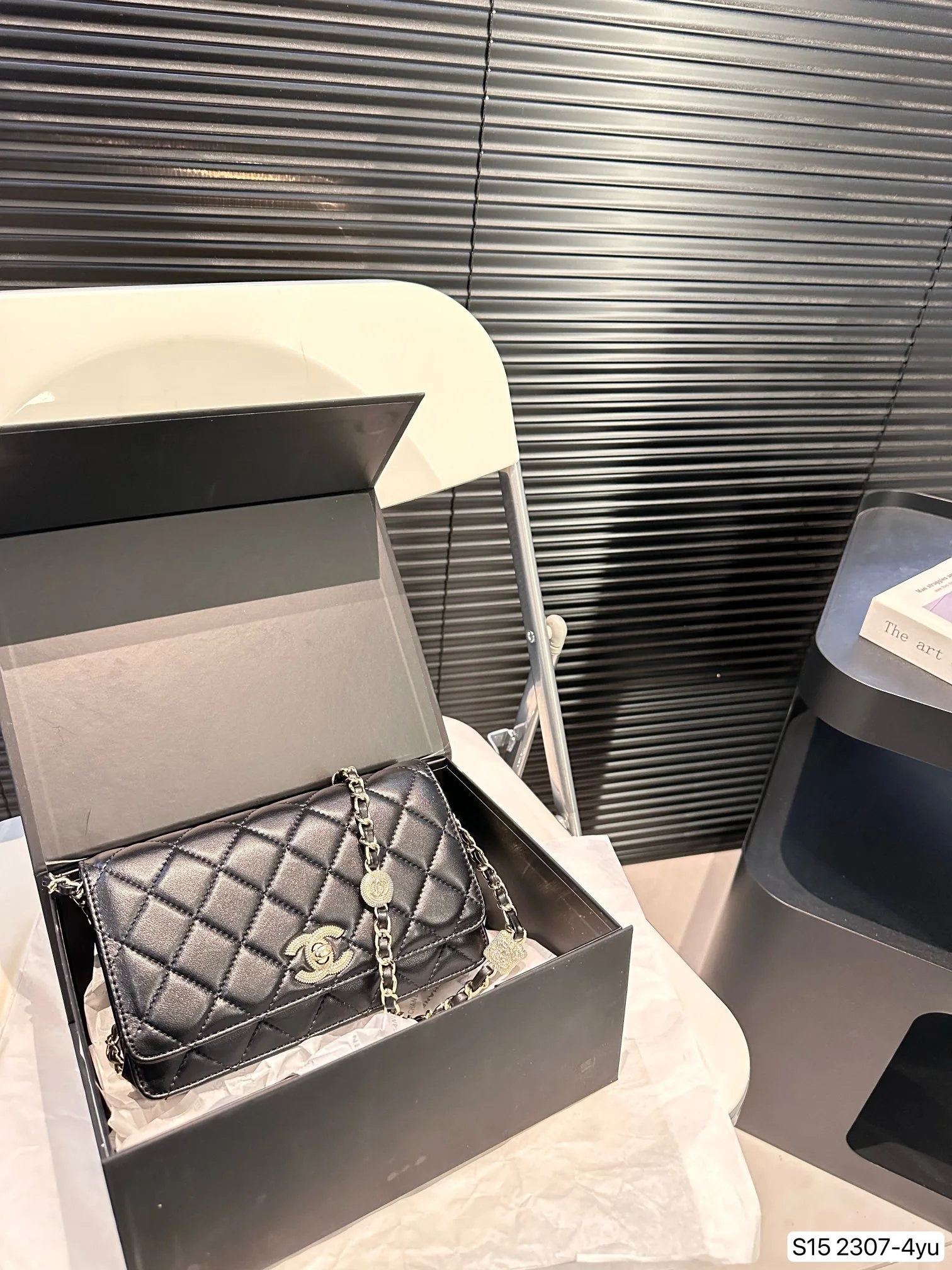 Chanel Crossbody Bags — 97c45603