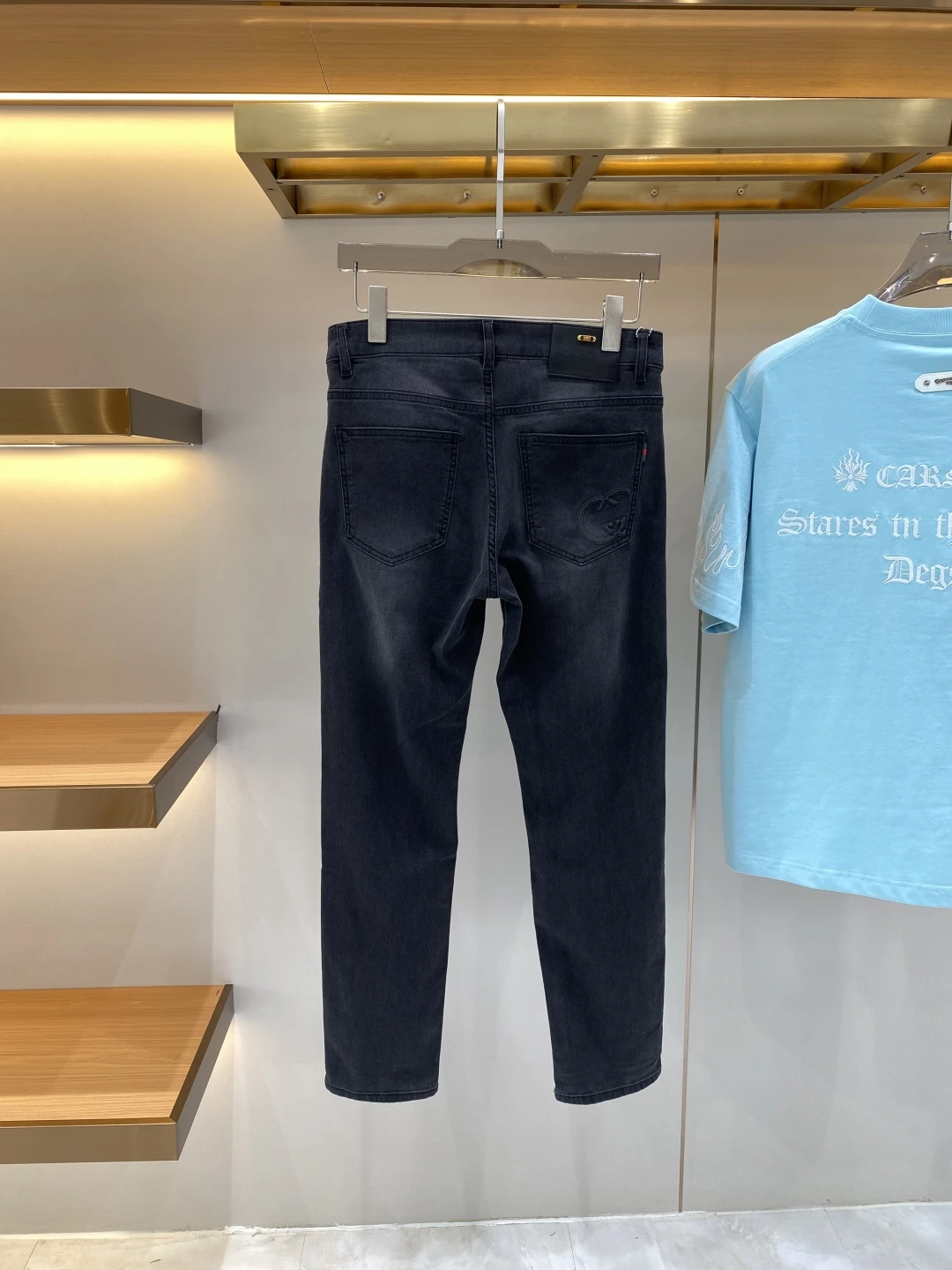 Jeans — 1d4b8107