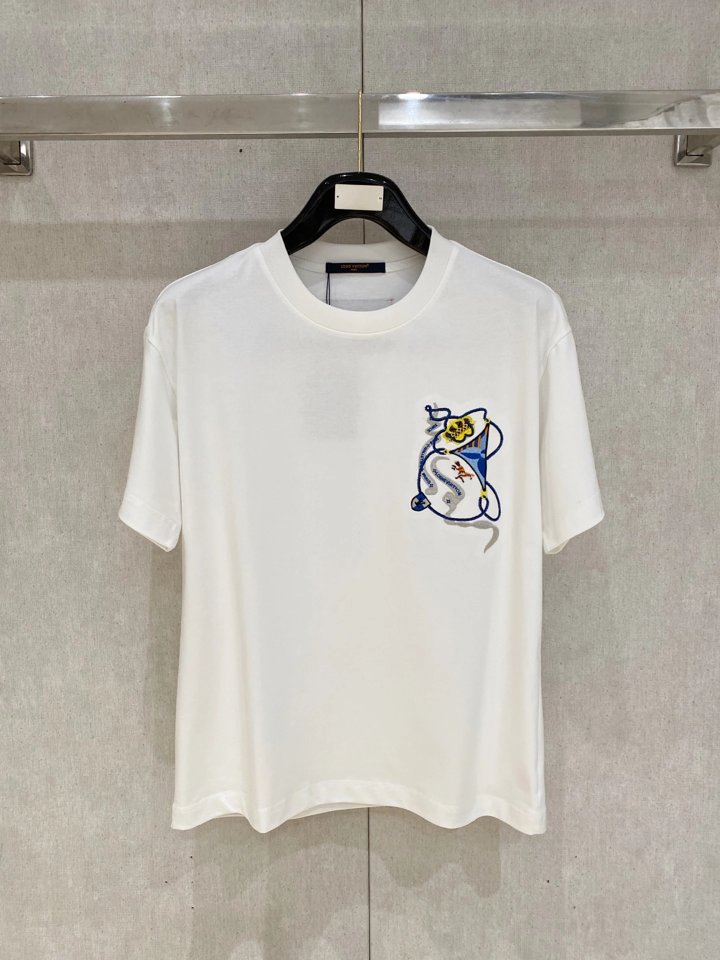 Louis Vuitton T-Shirt — cde95efb