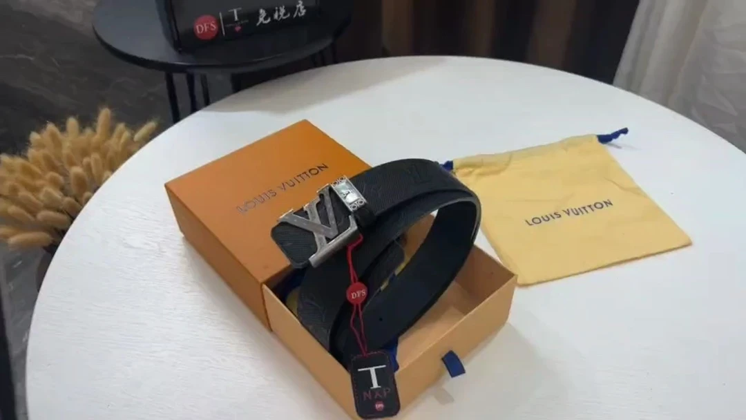 Louis Vuitton Belt — 487a4849