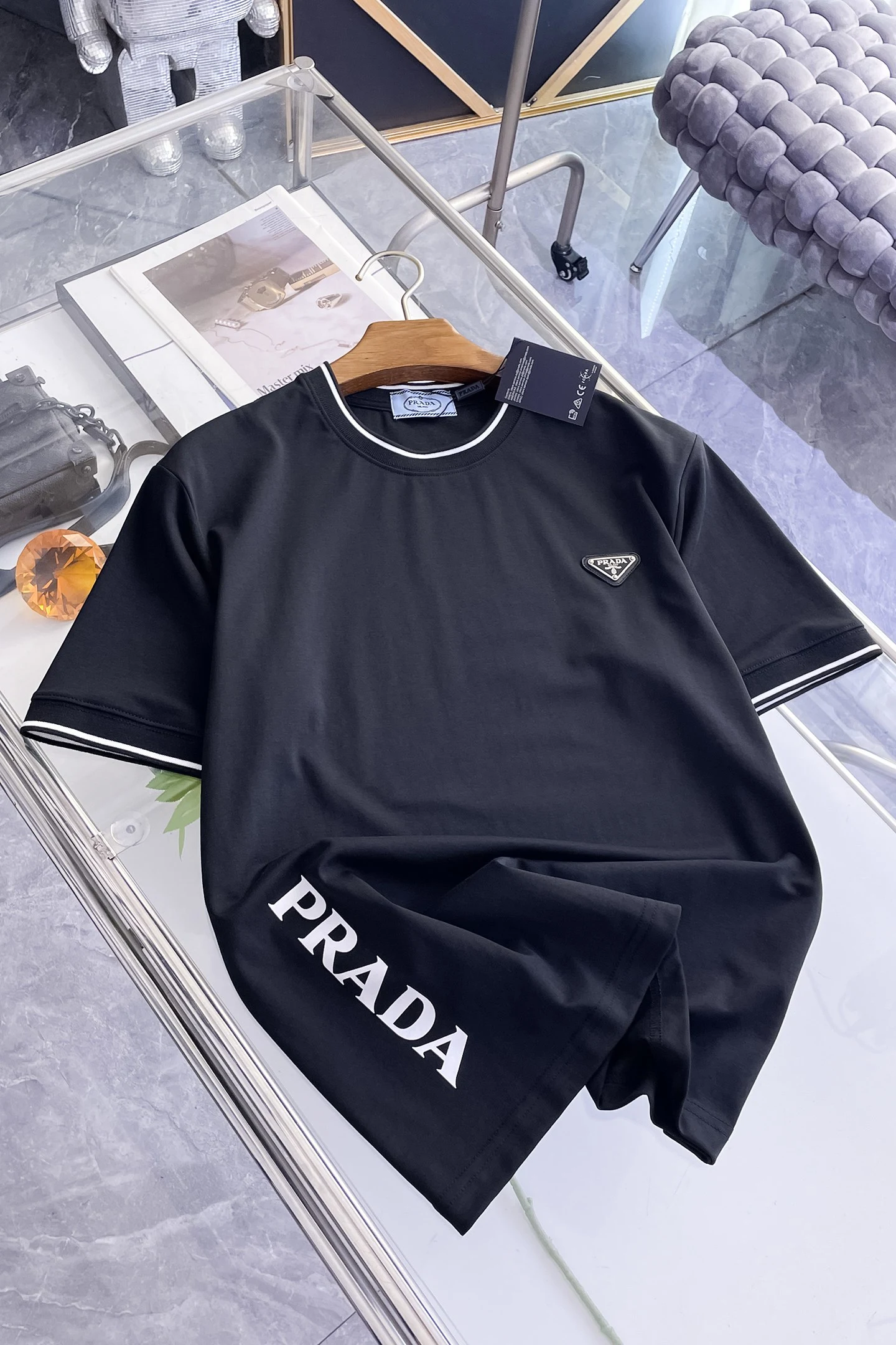 Prada T-Shirt — 79d7a354