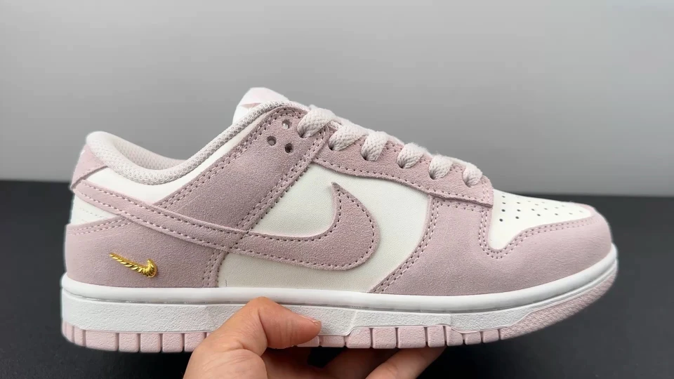 Nike Shoes — 2970ee33