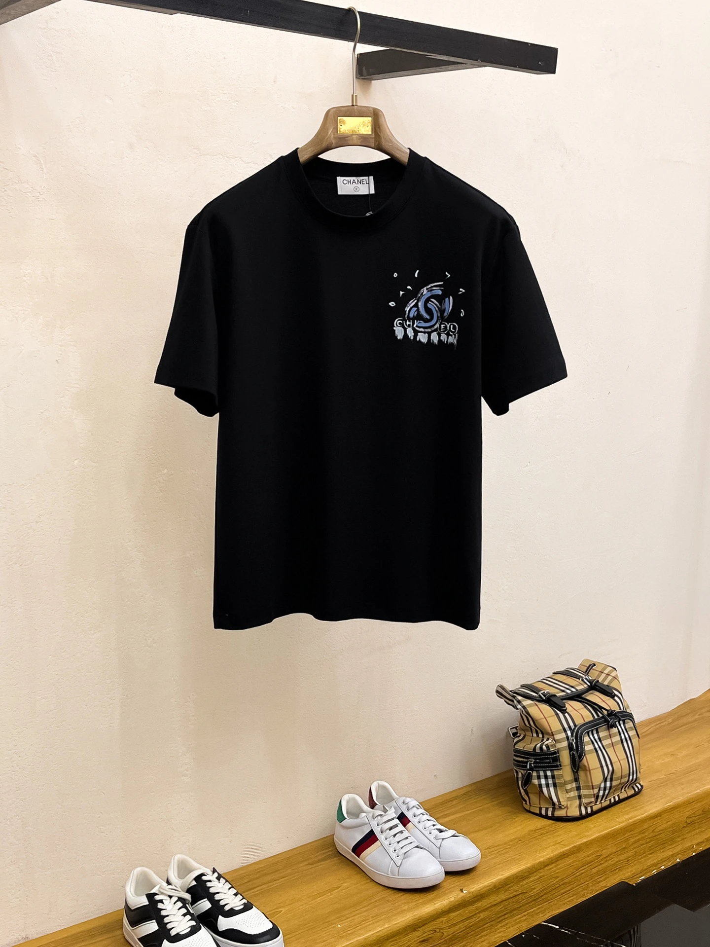 Chanel T-Shirt — c4c6f534