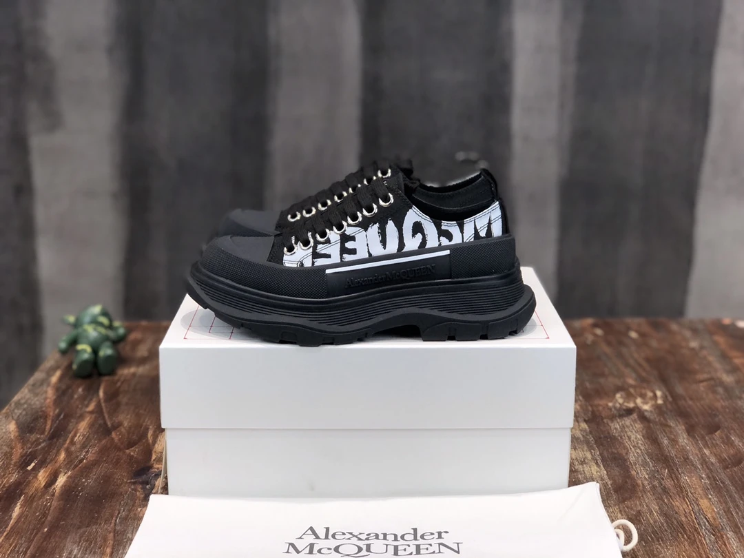 Alexander McQueen Sneakers — ebce4898