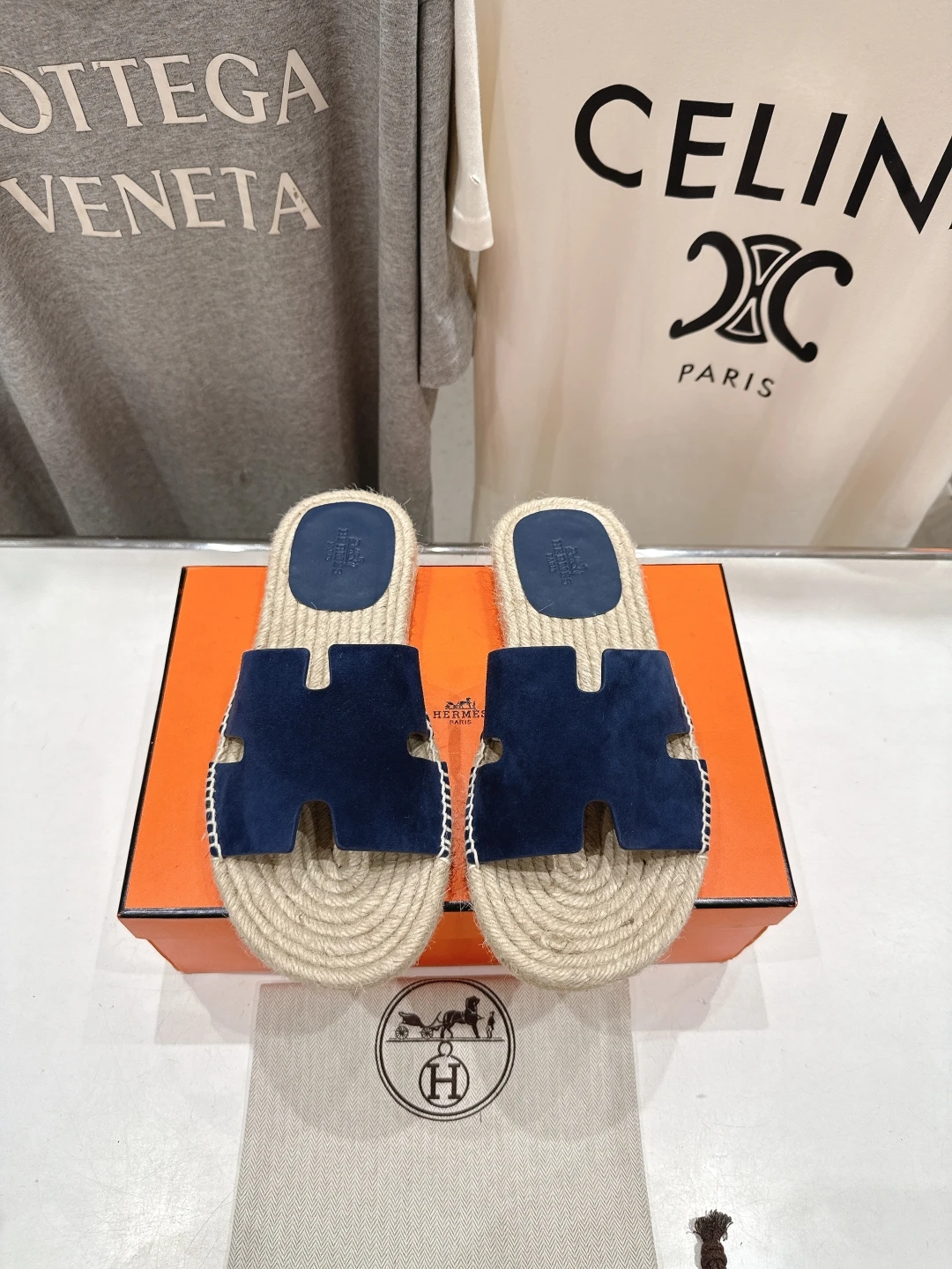 Hermès Slippers — 81343395