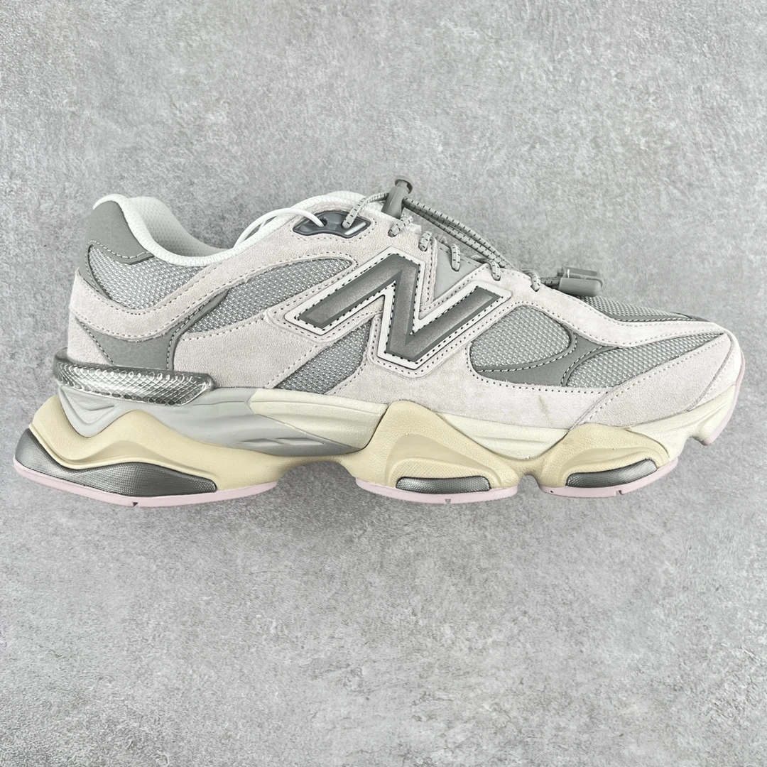 New Balance Sneakers — a7eaffb7