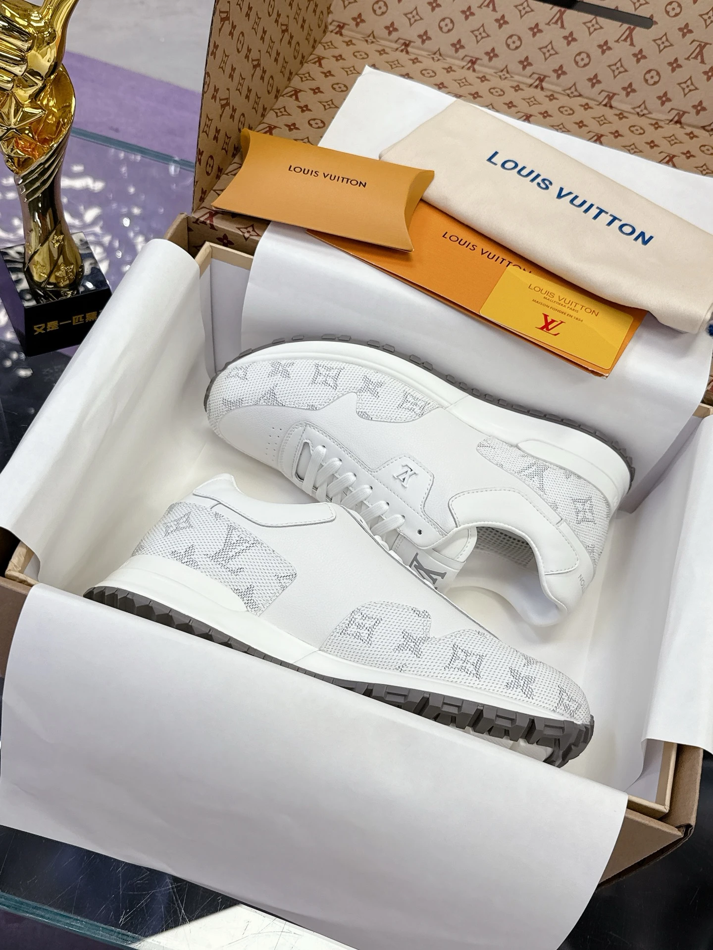 Louis Vuitton Sneakers — 34ea896a