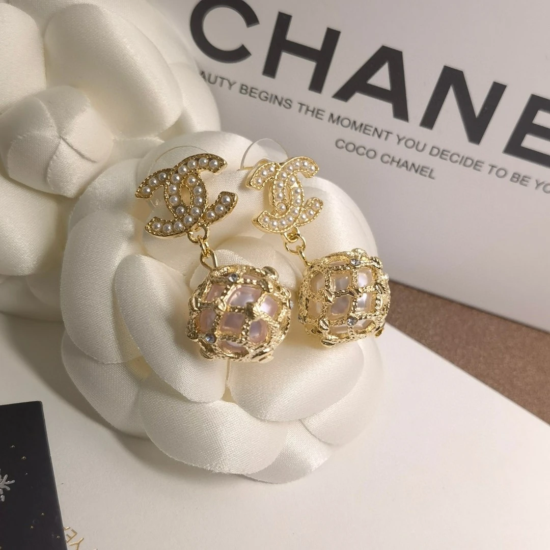 Chanel Jewellery — 4bf5dbab