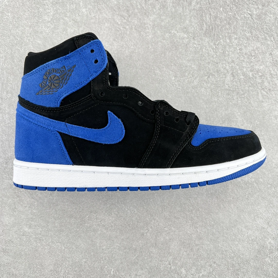 Nike Shoes — 6d44cede