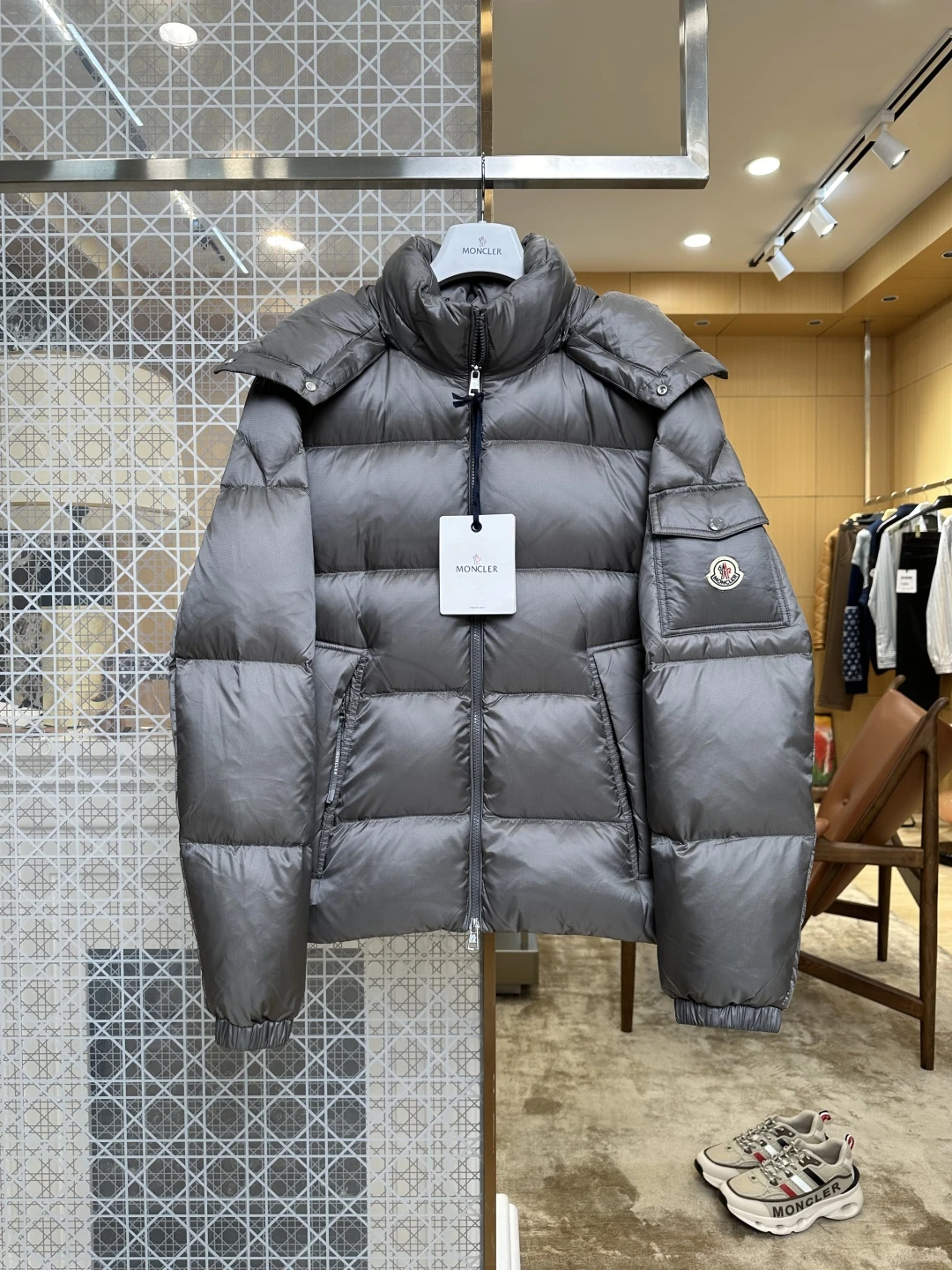 Moncler Down Jacket — 8c0a2249