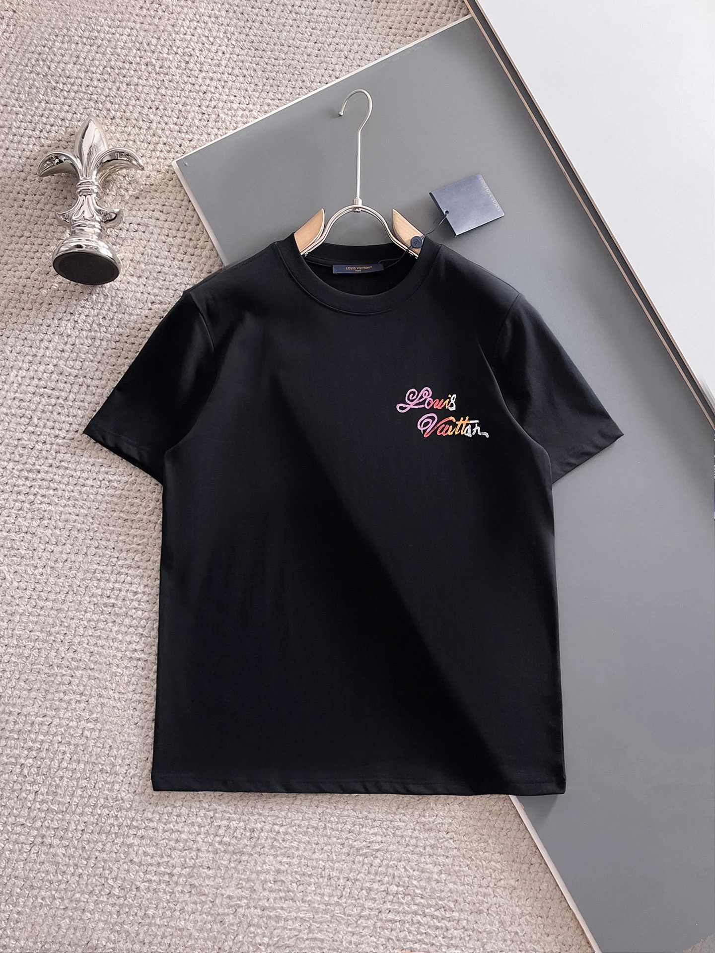 Louis Vuitton T-Shirt — 5773c8c2