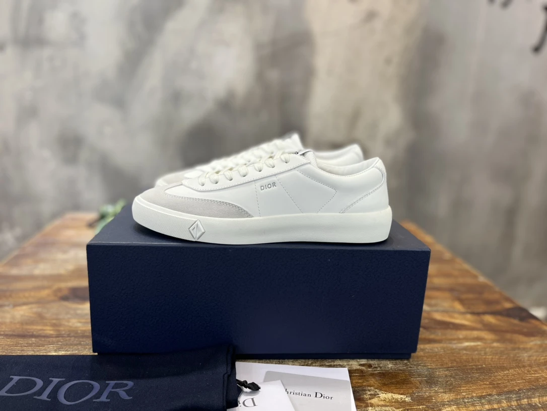 Dior Sneakers — 2c90277a