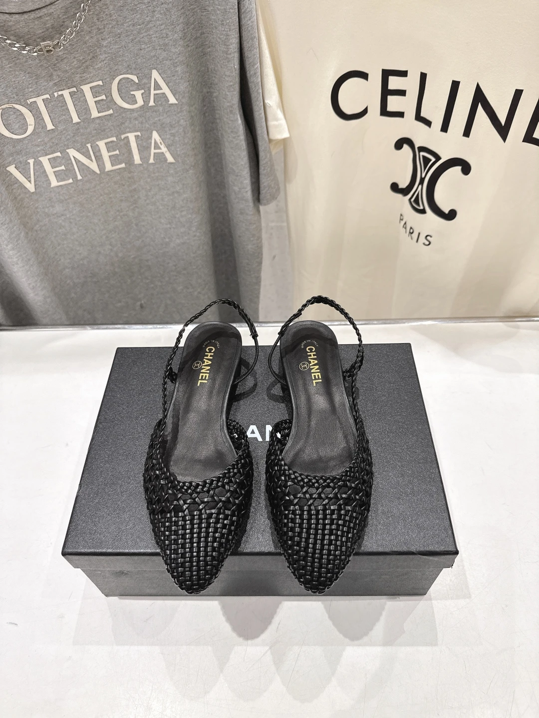 Chanel Sandals — 59df3a60