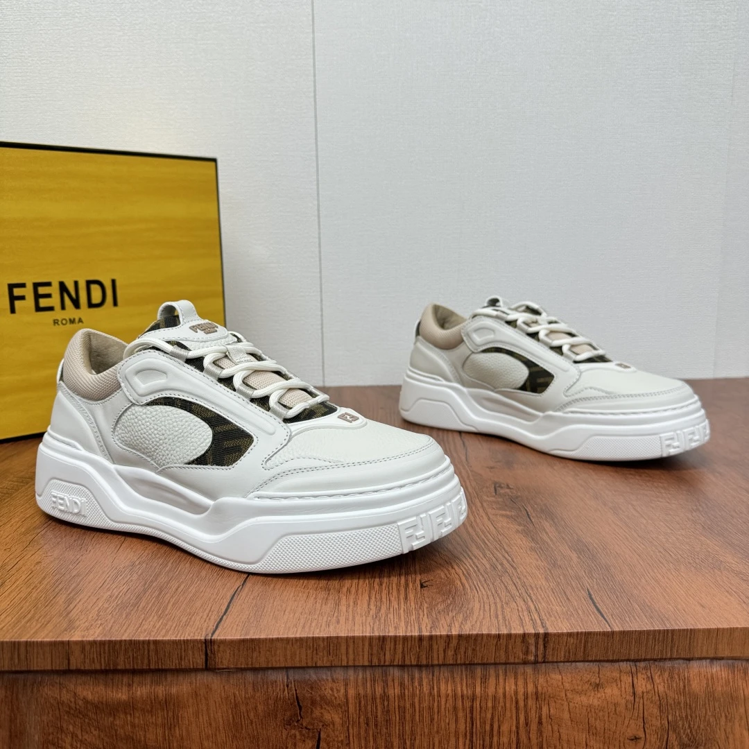 Fendi Sneakers — 81d12807