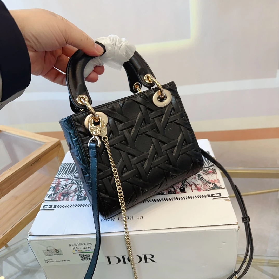 Dior Bag — 35134f59