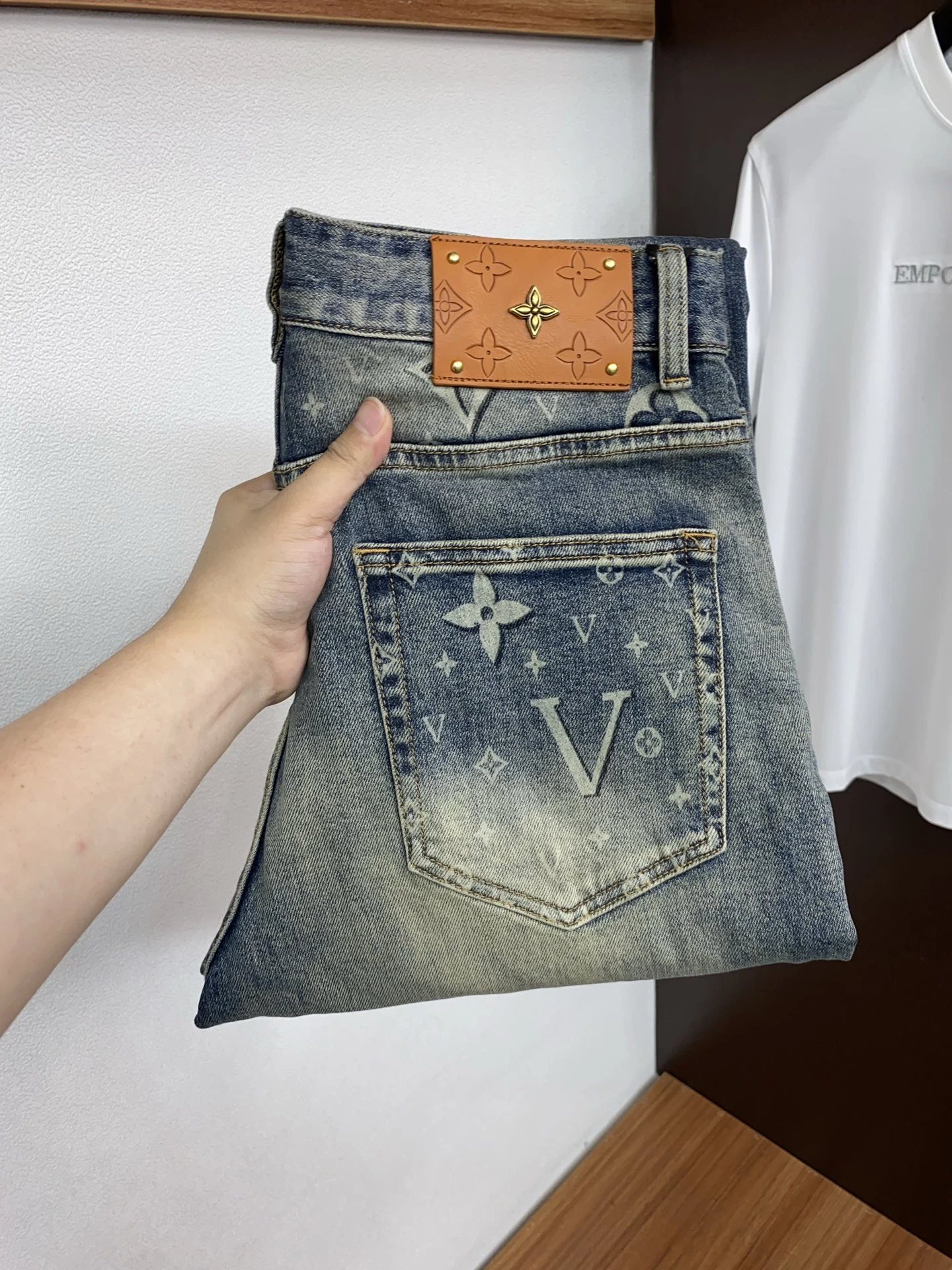 Louis Vuitton Jeans — cd91efb6
