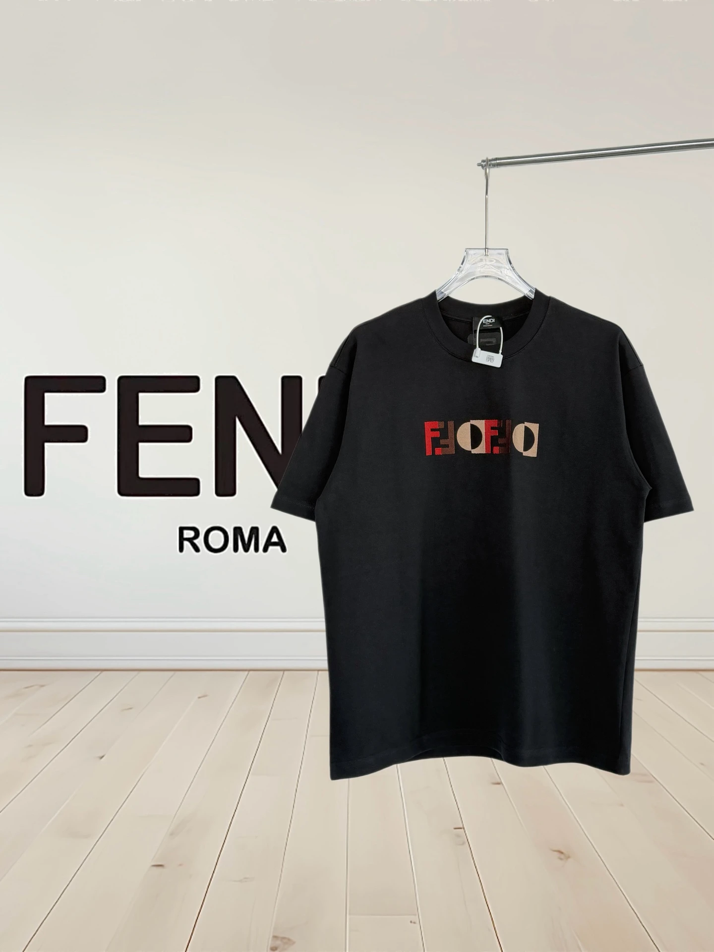 Fendi T-Shirt — 1f555ae9