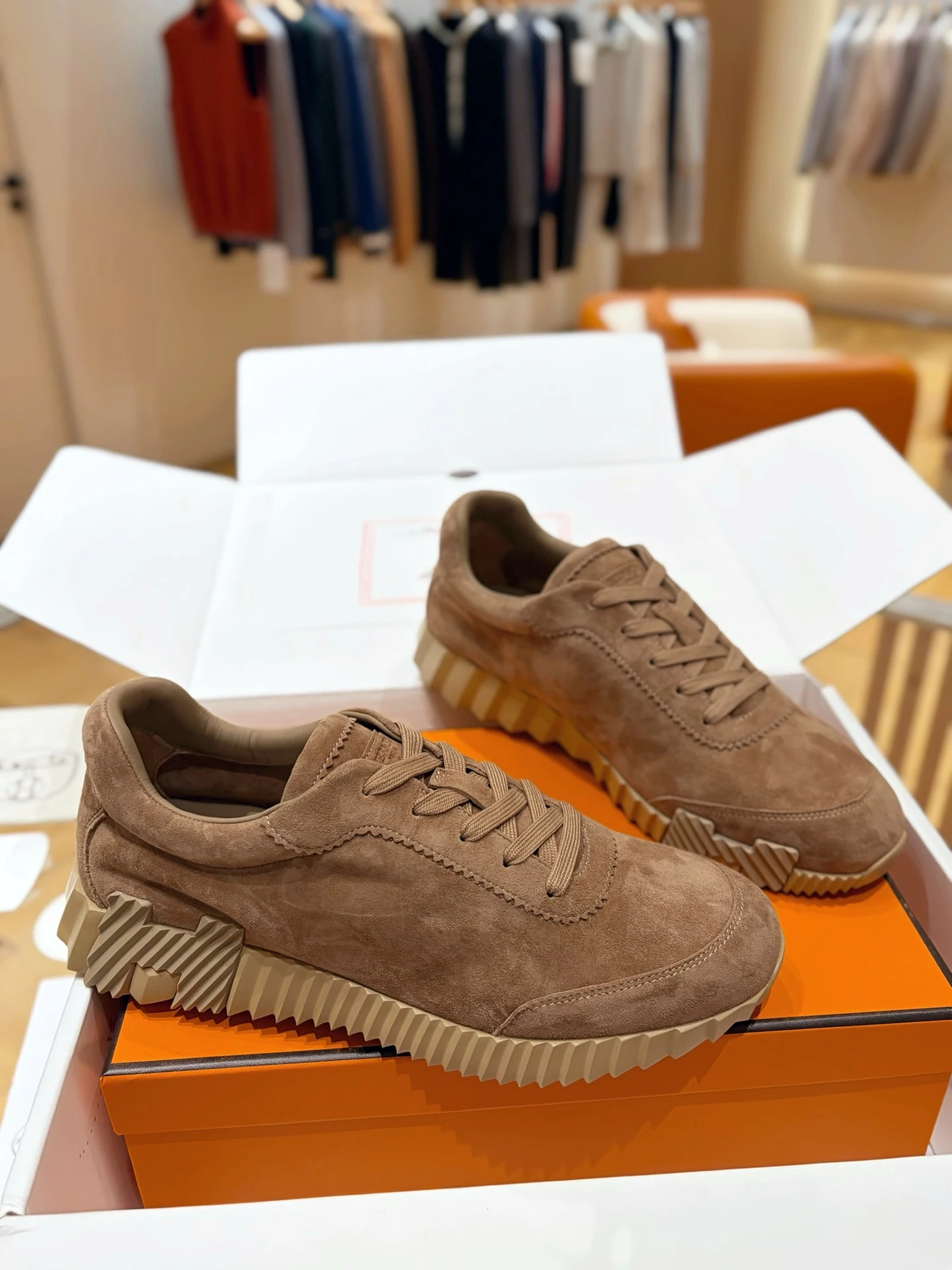 Hermès Sneakers — 15a97b12