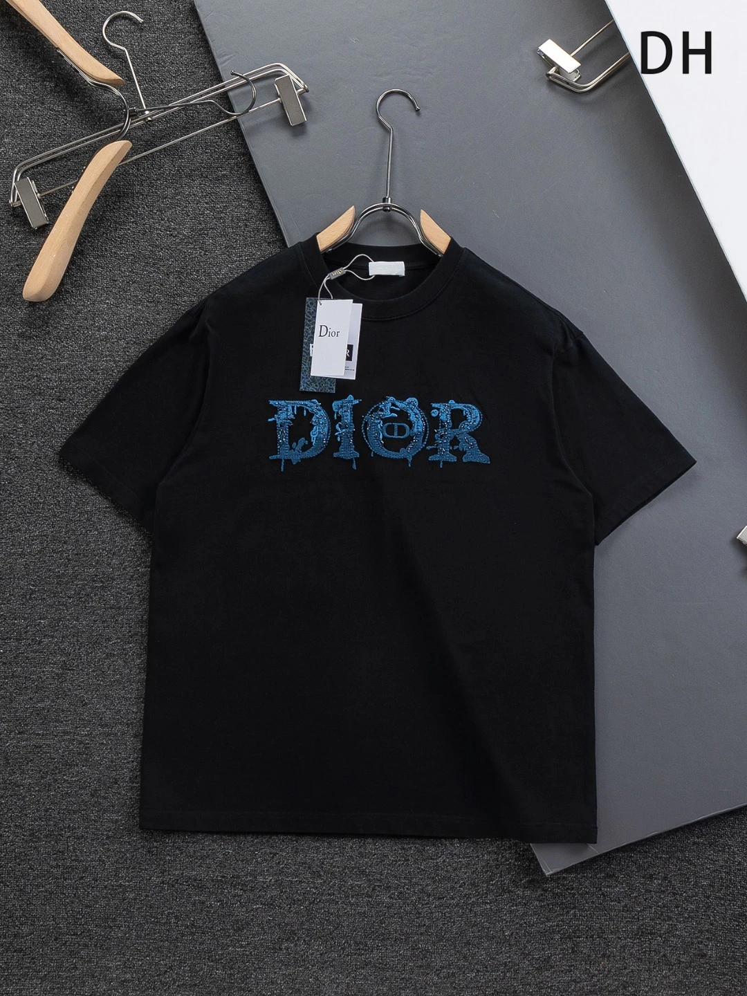 Dior T-Shirt — e6e8abb6