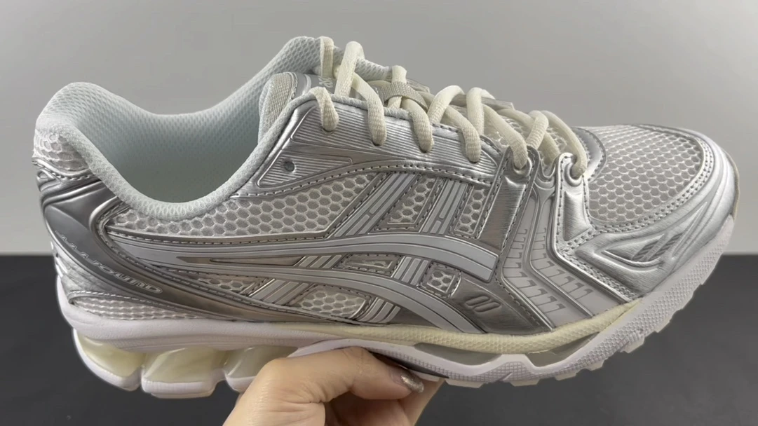 Asics Shoes — 8af56074