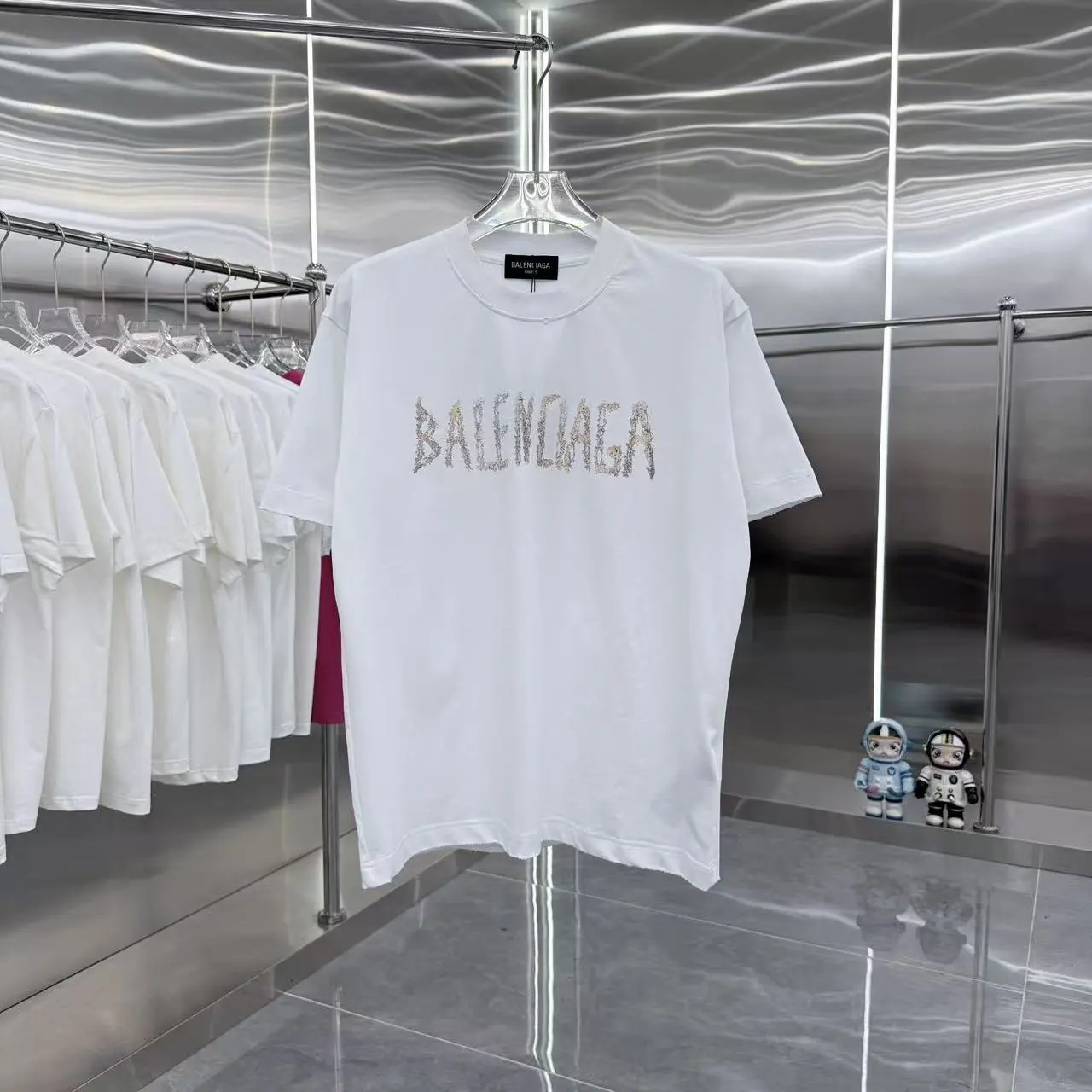 Balenciaga T-Shirt — f7696298