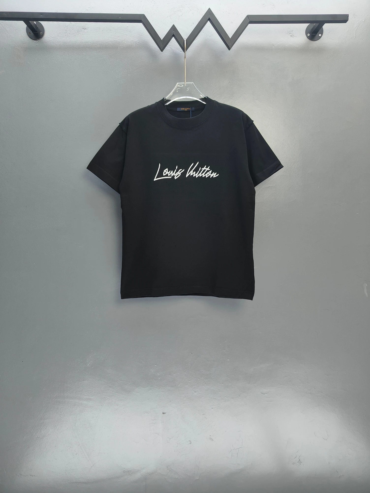 Louis Vuitton T-Shirt — 6be4855a