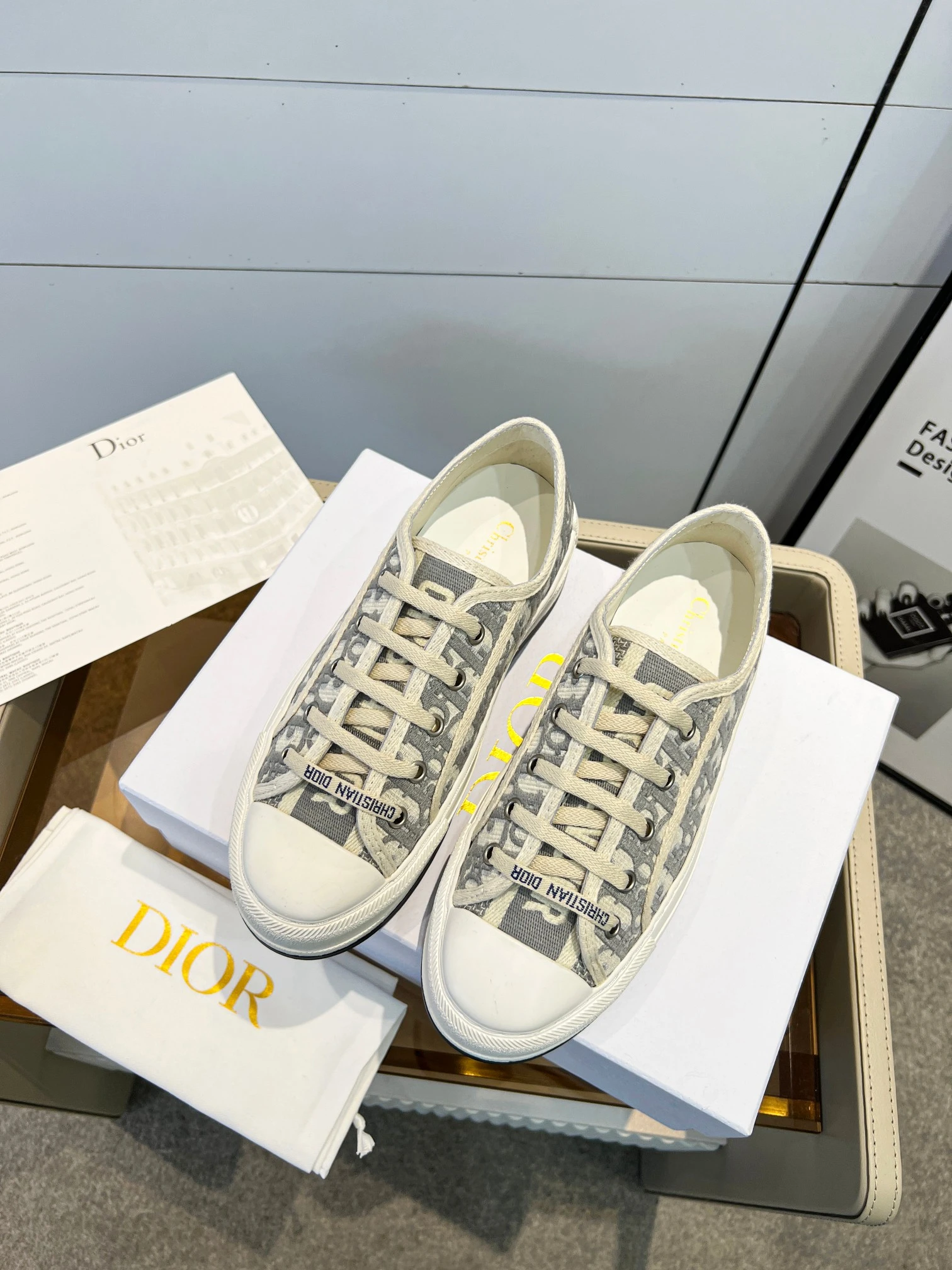Dior Shoes — 1e35acf8