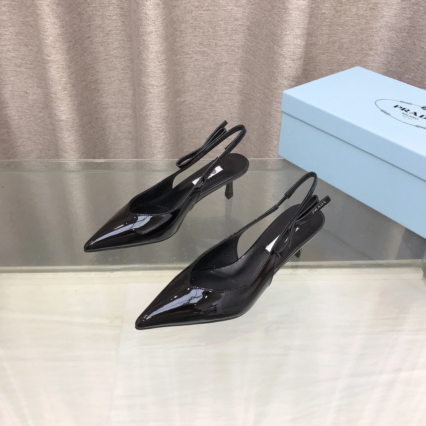 Prada Slippers — 0dca35cc