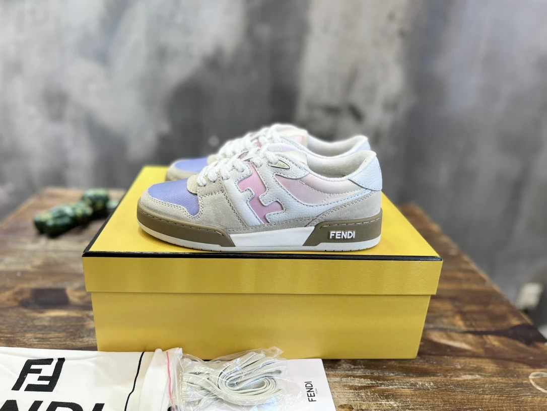 Fendi Sneakers — 860ffd70