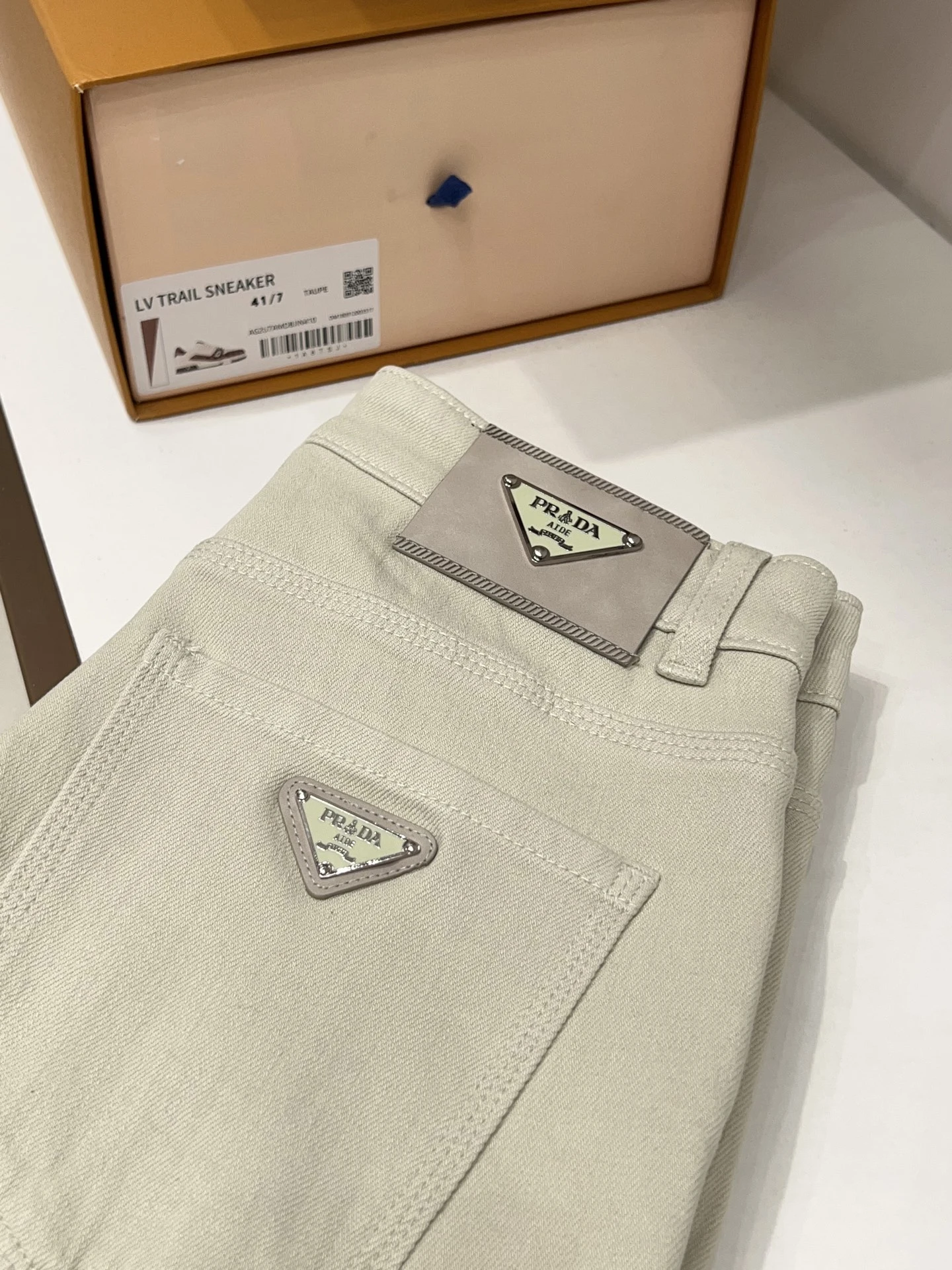 Jeans — f11d4c2f