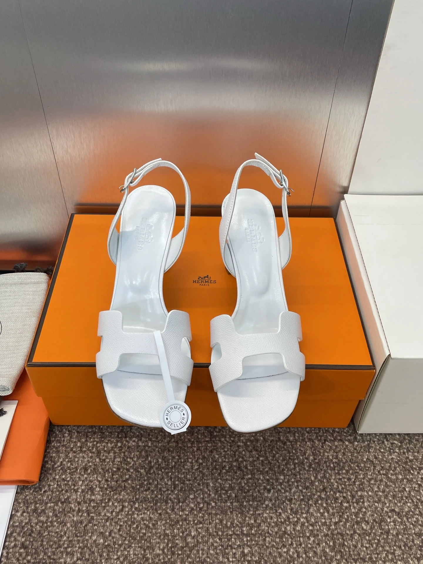 Hermès Sandals — edb3d74e