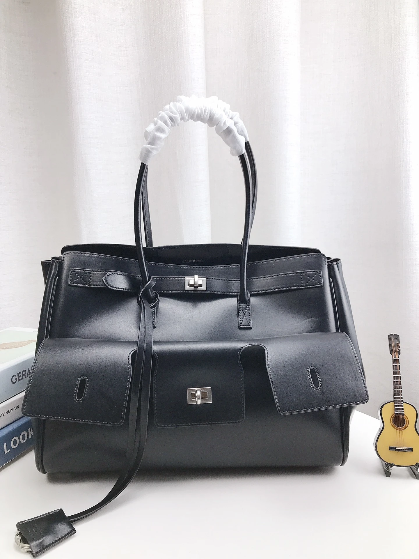 Balenciaga Bag — 2d50875f
