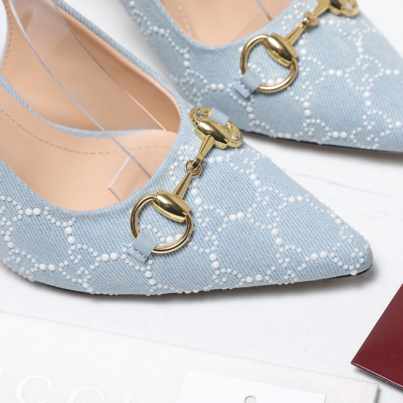 Gucci Sandals — cb1c6653