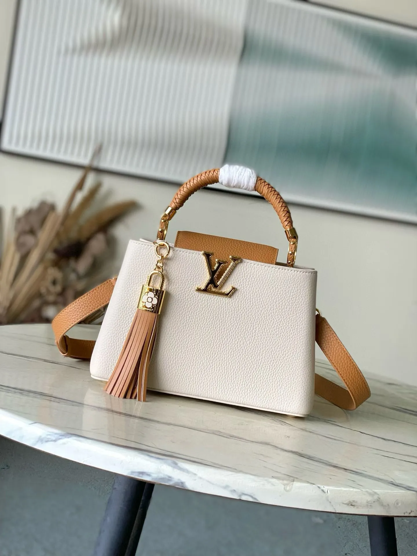 Louis Vuitton Bag — 40be0c6f