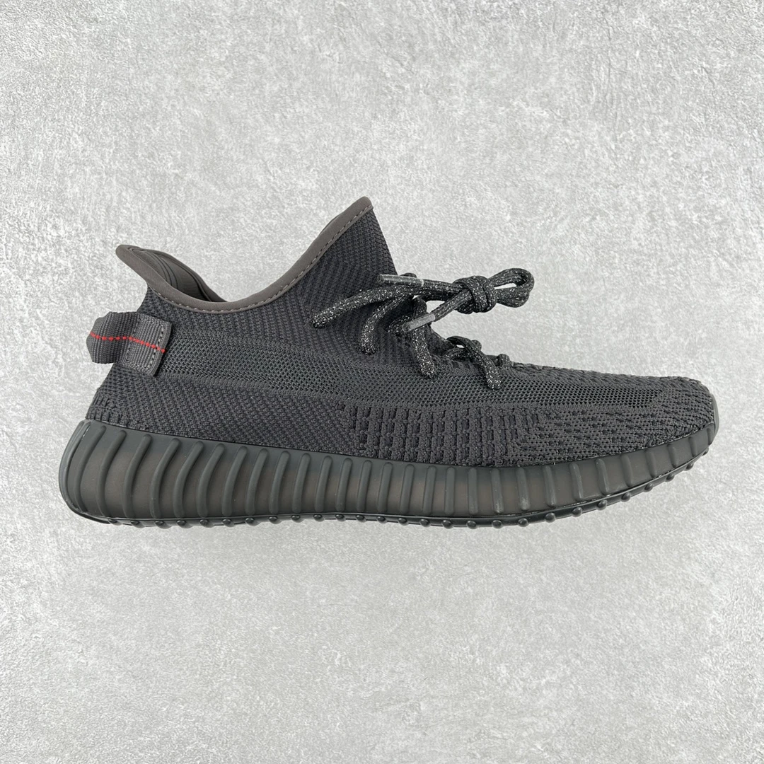 Adidas Shoes — 1d07b7ef