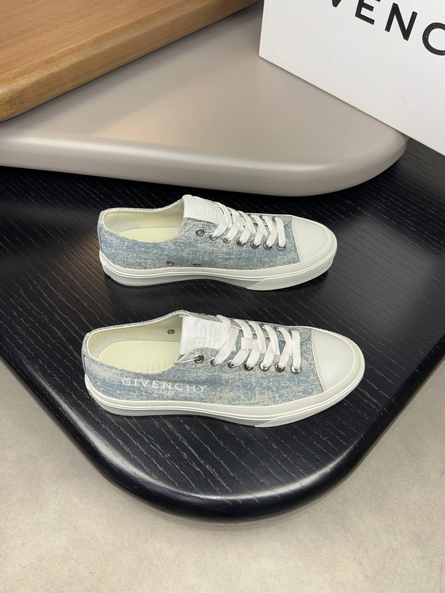 Givenchy Shoes — 1bb2924a