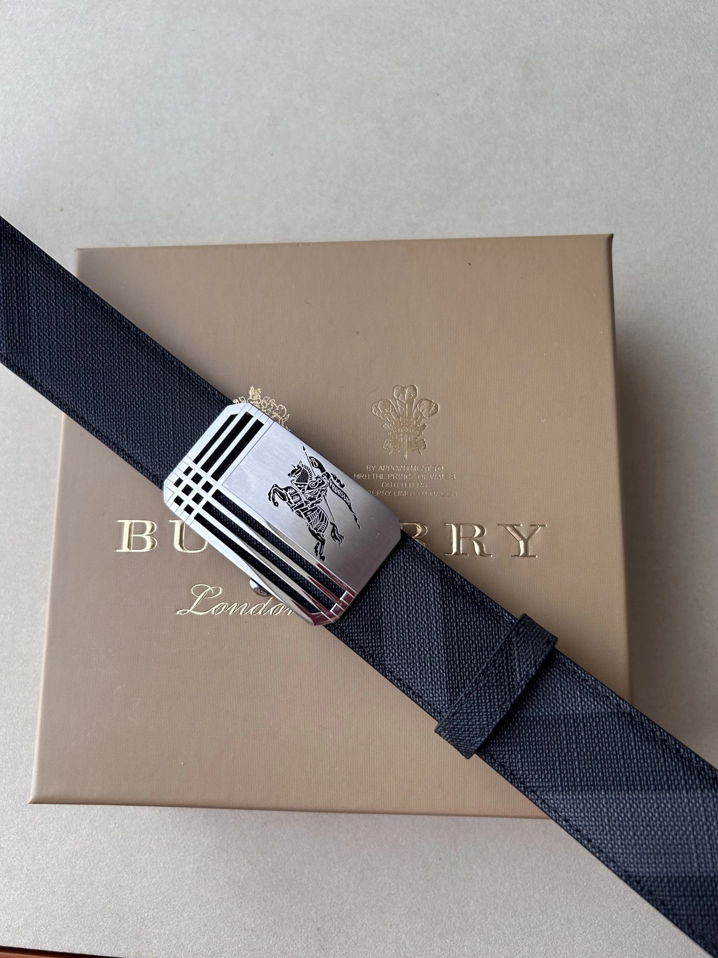 Burberry Belt — 78b94d84